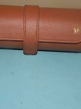 Mark & Graham Travel Watch Roll Camel "JP" Mono